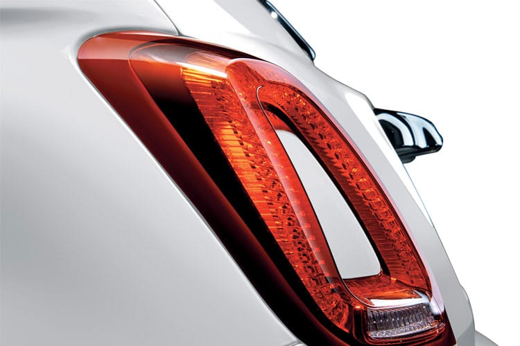 1545534 87kW Icon 42kWh 3dr Auto