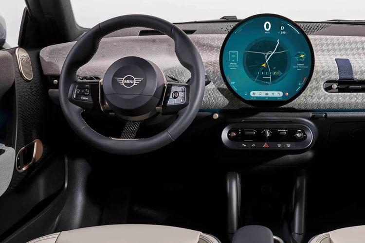 4050705 135kW E Exclusive [Level 1] 41kWh 3dr Auto