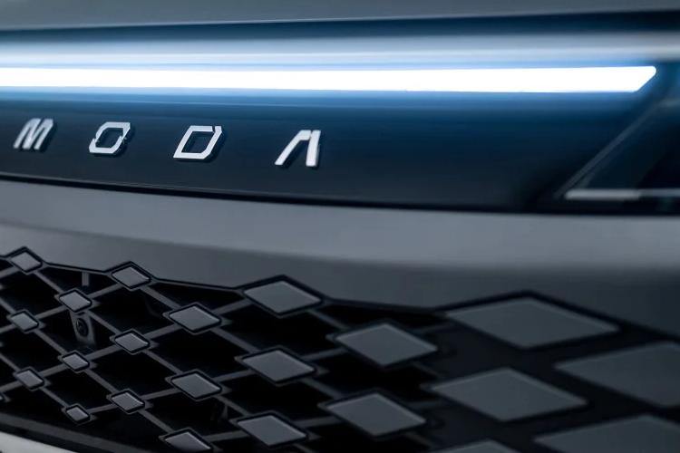 3956872 1.5T SHS Noble 5dr 3DHT