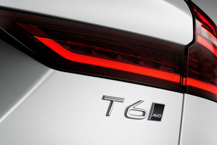 3846745 2.0 B4P Plus Dark 5dr Auto [7 speed]