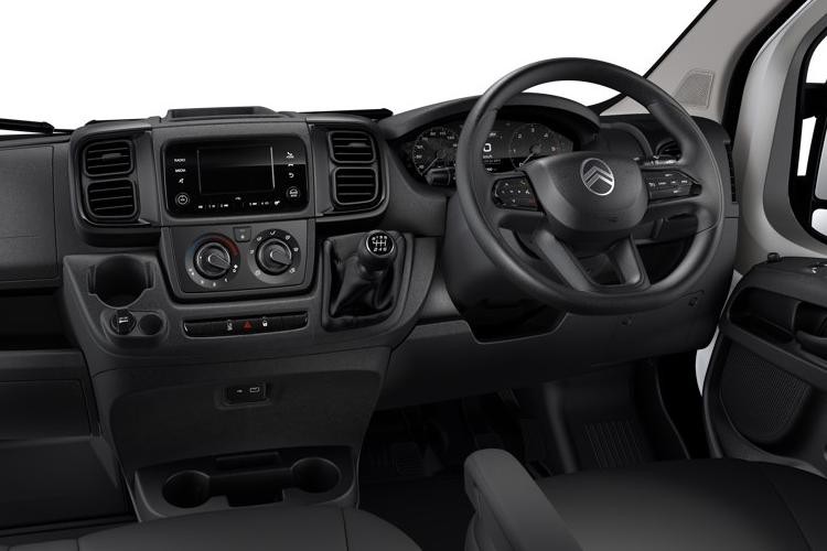 3942822 2.2 BlueHDi 140 Chassis Cab Enterprise