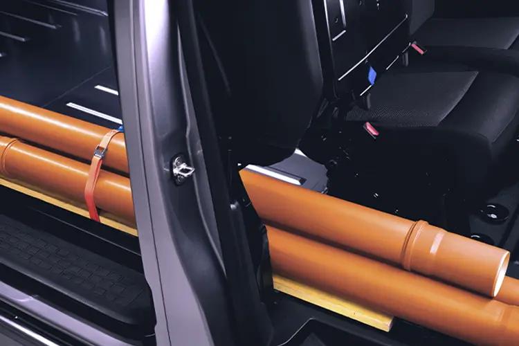 3781359 2.0 Multijet 145 Van