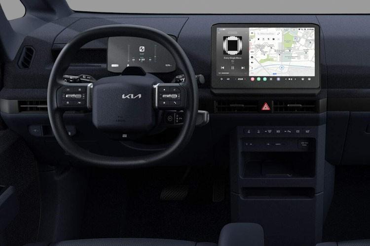 3961921 120kW Essential Long Range 71kWh Van Auto