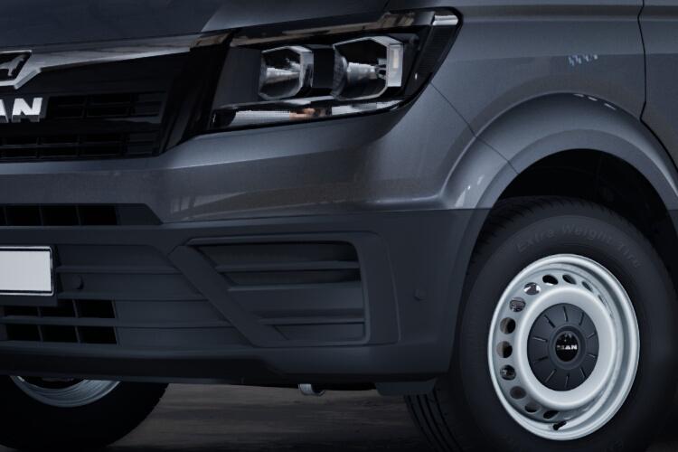 3867409 180 Lion XP High Roof Van