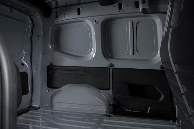 3979582 90kW Tekna Van Auto 45kWh [Safety]