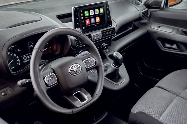 4049355 1.5D 100 Active Van